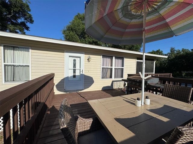 38932 CENTRAL AVENUE, Zephyrhills, FL 33540
