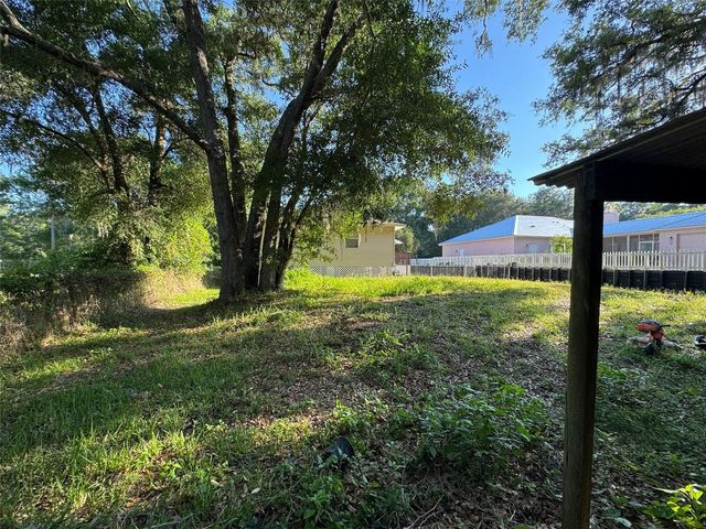 38932 CENTRAL AVENUE, Zephyrhills, FL 33540