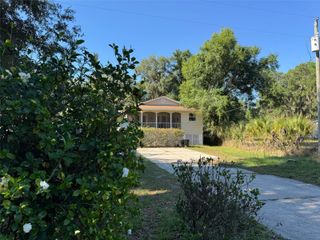 38932 CENTRAL AVENUE, Zephyrhills, FL 33540