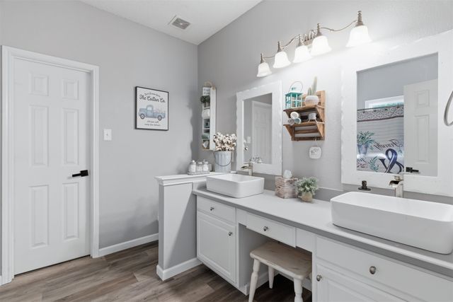 7804 Seven Oaks Lane, Denton, TX 76210