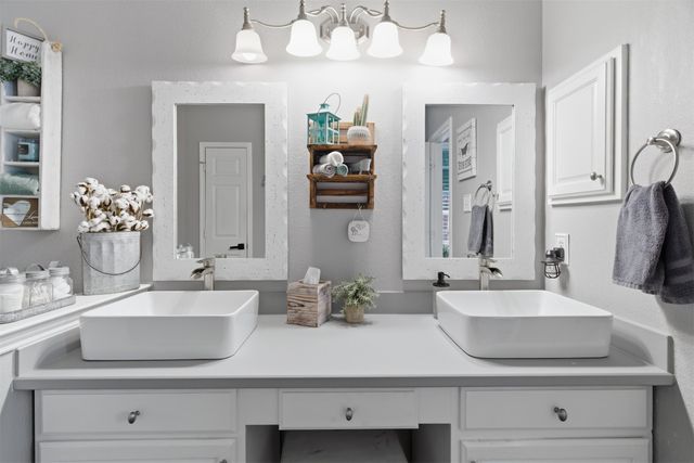 7804 Seven Oaks Lane, Denton, TX 76210