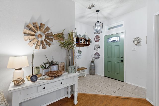 7804 Seven Oaks Lane, Denton, TX 76210