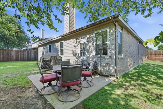 7804 Seven Oaks Lane, Denton, TX 76210