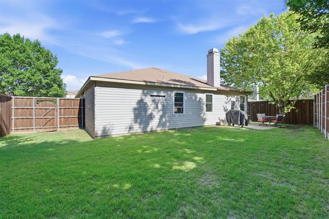 7804 Seven Oaks Lane, Denton, TX 76210