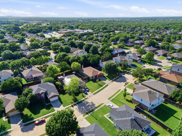 7804 Seven Oaks Lane, Denton, TX 76210