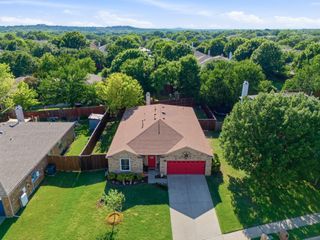 7804 Seven Oaks Lane, Denton, TX 76210