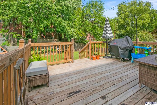 3716 Hawthorne Avenue, Omaha, NE 68131