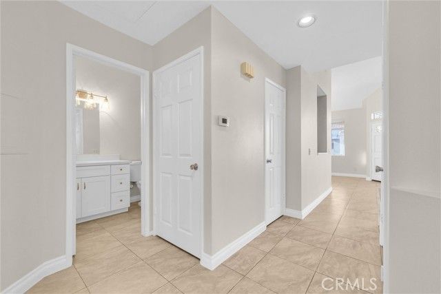 3160 ALTURA Circle 203, Corona, CA 92882