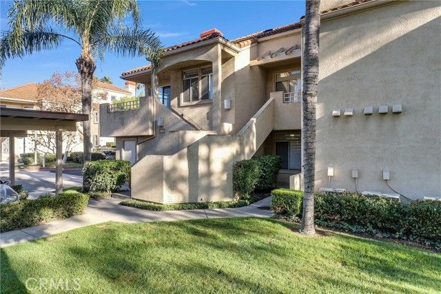 3160 ALTURA Circle 203, Corona, CA 92882