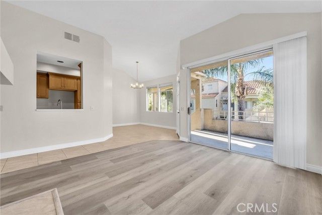 3160 ALTURA Circle 203, Corona, CA 92882