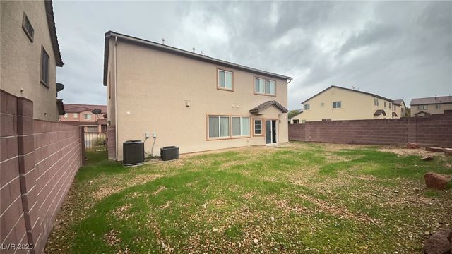 1004 TROPIC WIND Avenue, North Las Vegas, NV 89081