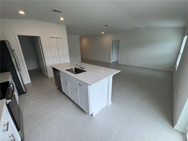 17313 Cantu CT, North Fort Myers, FL 33917