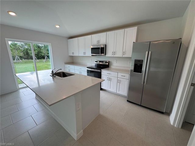 17313 Cantu CT, North Fort Myers, FL 33917