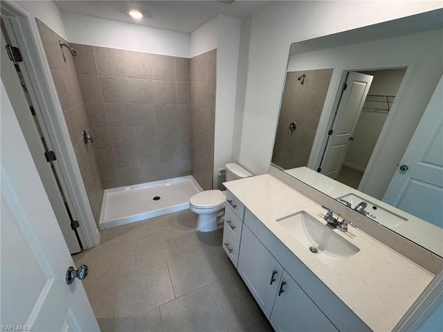 17313 Cantu CT, North Fort Myers, FL 33917