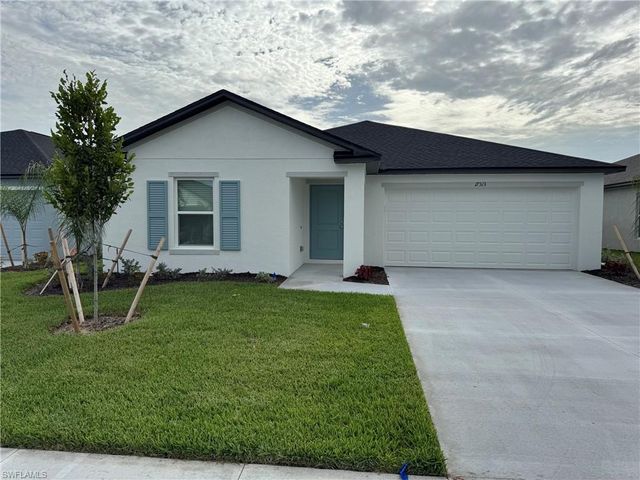 17313 Cantu CT, North Fort Myers, FL 33917