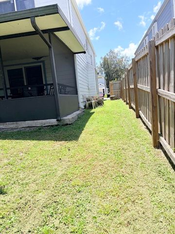 5813 Wild Lupine Court, West Palm Beach, FL 33415