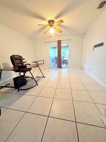 5813 Wild Lupine Court, West Palm Beach, FL 33415