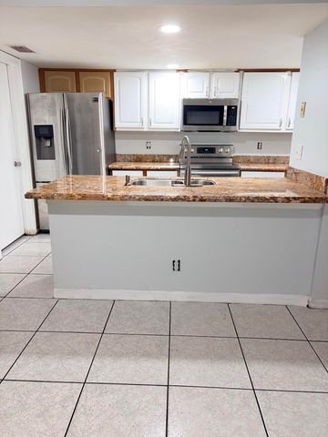 5813 Wild Lupine Court, West Palm Beach, FL 33415