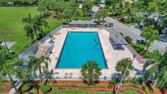 5813 Wild Lupine Court, West Palm Beach, FL 33415