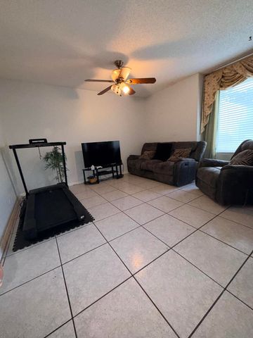 5813 Wild Lupine Court, West Palm Beach, FL 33415