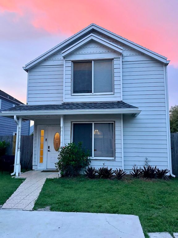 5813 Wild Lupine Court, West Palm Beach, FL 33415