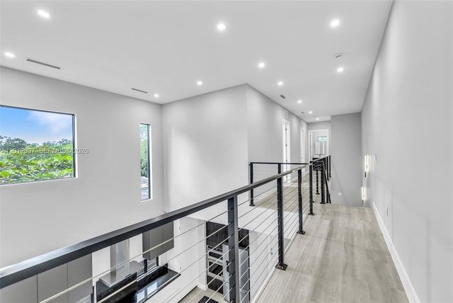 808 SW 9th St 808-B, Fort Lauderdale, FL 33315