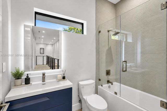 808 SW 9th St 808-B, Fort Lauderdale, FL 33315