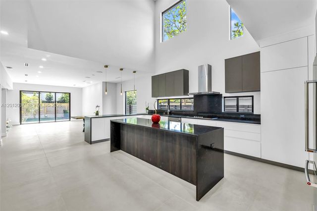 808 SW 9th St 808-B, Fort Lauderdale, FL 33315