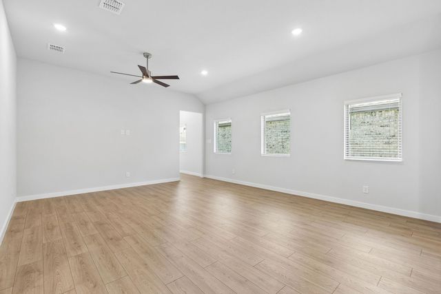 8344 Kingfisher Road, Aubrey, TX 76227