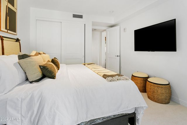 7175 E CAMELBACK Road 202, Scottsdale, AZ 85251