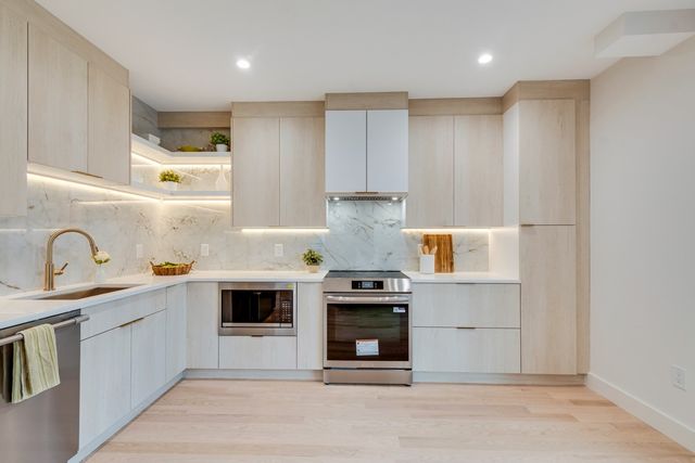 114 Franklin St. 2, Brookline, MA 02445