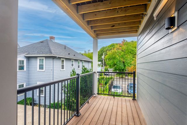 114 Franklin St. 2, Brookline, MA 02445