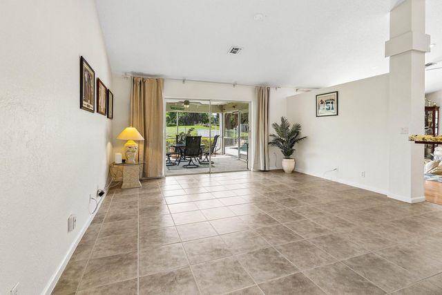 6019 Wedgewood Village Circle, Lake Worth, FL 33463