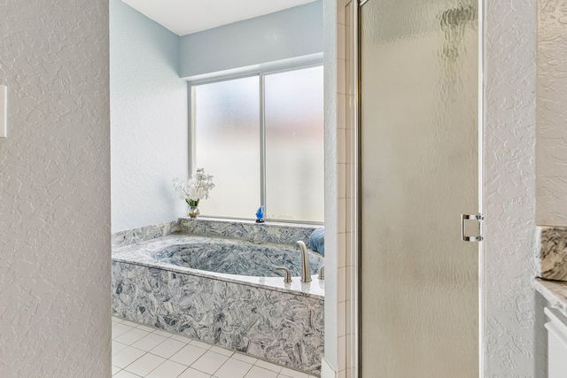 6019 Wedgewood Village Circle, Lake Worth, FL 33463