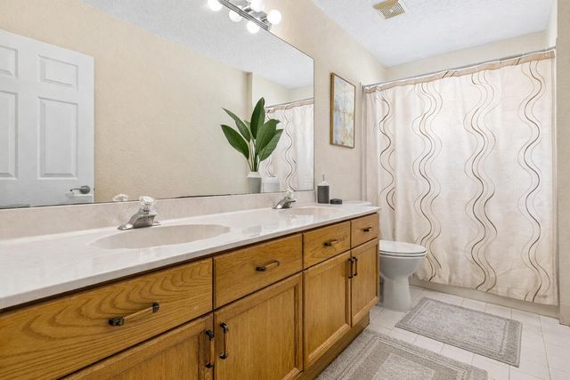 6019 Wedgewood Village Circle, Lake Worth, FL 33463