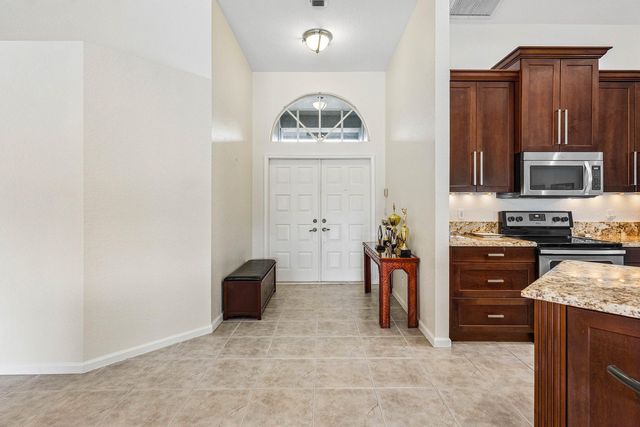 6019 Wedgewood Village Circle, Lake Worth, FL 33463