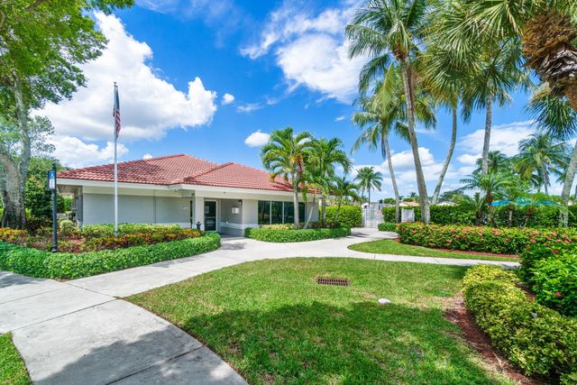 6019 Wedgewood Village Circle, Lake Worth, FL 33463