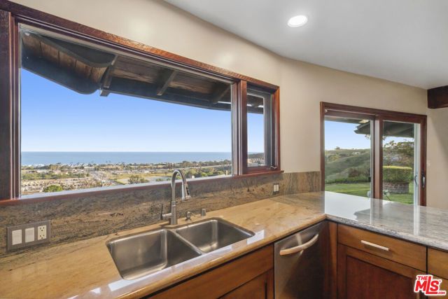 3217 Colony View Circle, Malibu, CA 90265