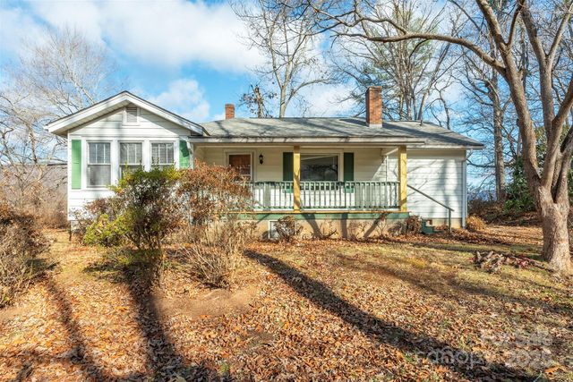 333 Richmond Avenue, Swannanoa, NC 28778