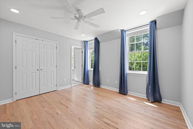 1285 FARM RD, Berwyn, PA 19312