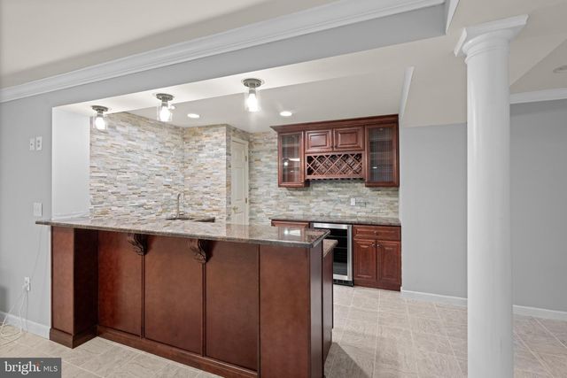 1285 FARM RD, Berwyn, PA 19312