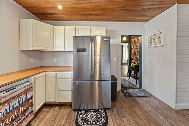 411 E Hamilton Street, Union Mills, IN 46382