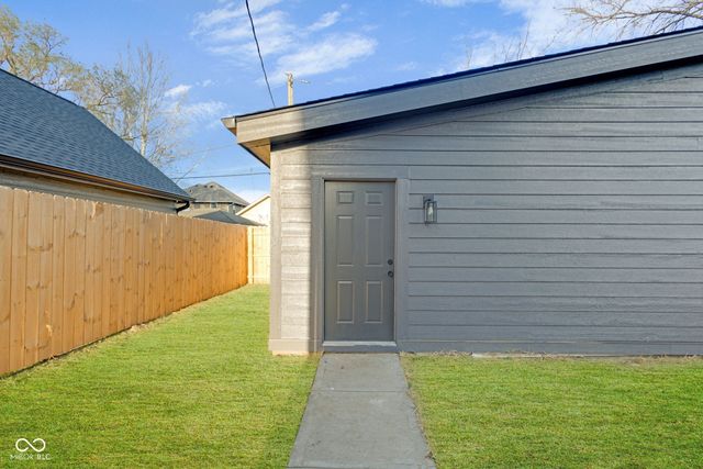 1025 Churchman Avenue, Indianapolis, IN 46203