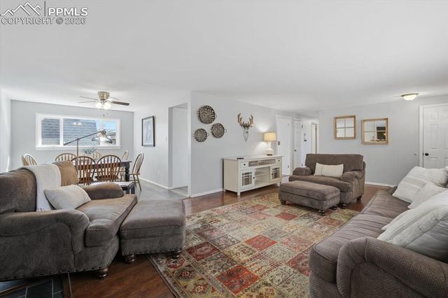 2005 Carlton Avenue, Colorado Springs, CO 80909