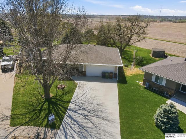 8614 S 39th Street, Bellevue, NE 68147