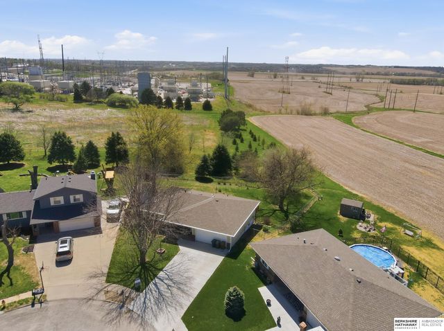 8614 S 39th Street, Bellevue, NE 68147