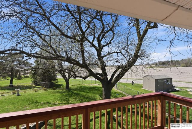8614 S 39th Street, Bellevue, NE 68147