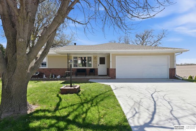 8614 S 39th Street, Bellevue, NE 68147