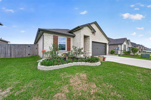 10626 Deussen Lane, Texas City, TX 77591