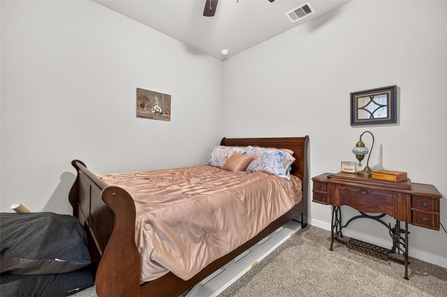 10626 Deussen Lane, Texas City, TX 77591